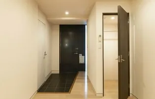 パークフラッツ祐天寺の玄関