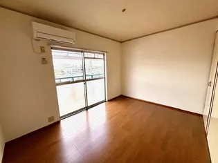 エステートハイツ【2階】の内装