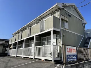 ハイツ望月【1階】の外観