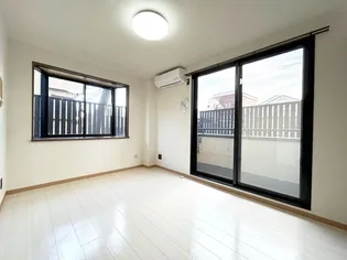 メゾングレシアの画像