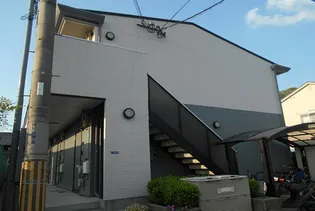 ワン トゥリー ヒル【1階】の外観