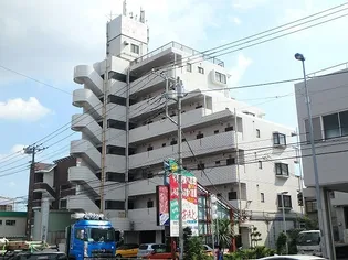 ホワイトパレス万年青【2階】の外観