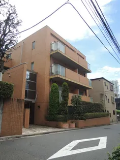 フォレスト千駄ヶ谷【3階】の外観