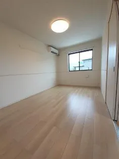 メゾン ベル アンジュ B【1階】の居間