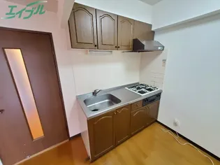 RAUM AZALEE【2階】のキッチン