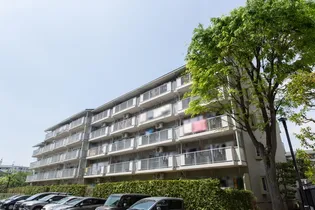 UR中山駅前ハイツ【4階】の外観