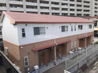 大阪府堺市堺区中三国ヶ丘町1【アパート】の外観