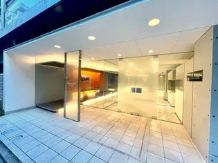 東京都中央区新川2【マンション】の外観