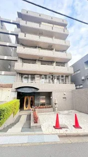 イーストヒルズS館【5階】の外観