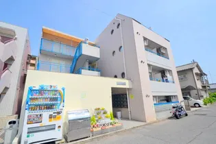 リバース五日市【1階】の外観