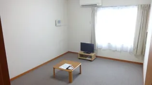 沖縄県南城市大里字仲間【アパート】の間取り