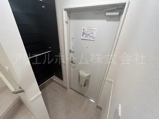 アイビーコート【2階】の玄関