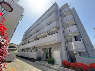 イーストコート一番館【5階】の外観