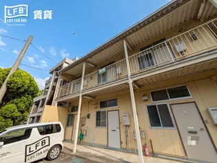 グリーンハイツの外観