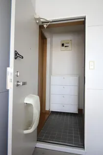 BIGウェーブIIB【2階】の玄関