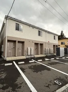 フルールポミエ B棟【2階】の外観