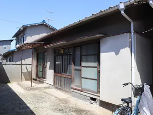 岡山県岡山市南区千鳥町【一戸建】の外観