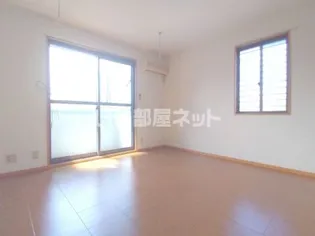 メゾンフィトンチット【1階】の居間