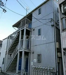 フュエルラーデン笹塚【1階】の外観