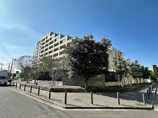 東京都世田谷区池尻4【マンション】の外観