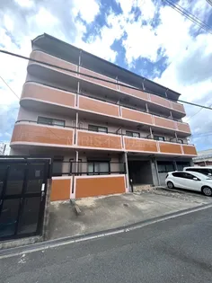 ローレル関大前の画像