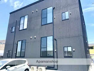 アヴァンツァーレ【2階】の外観