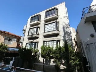 ベリエールヒトミの画像