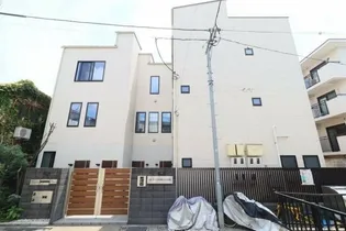 東京都杉並区和田1【アパート】の外観