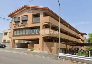 ヴェルセンチュリーの外観