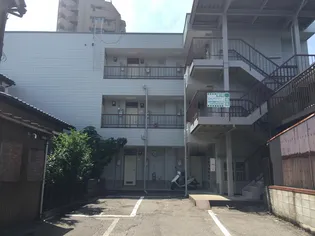 レジオン高岡【3階】の外観