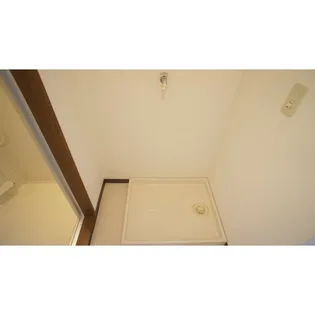 クリスタルハイツ【1階】の内装