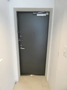 LEGALAND中目黒【2階】の玄関