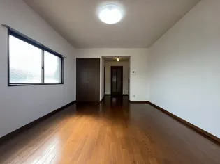 エール白須賀【2階】の内装