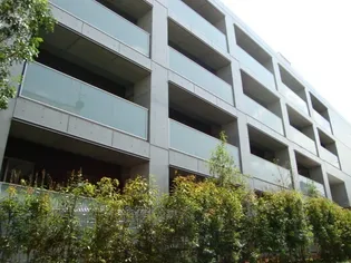 グランハイツ白金【1階】の外観