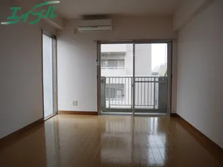 サザレビル【2階】の居間