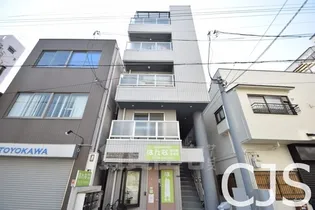 エクセス2020【2階】の外観