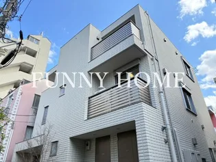 ピッコラカリーナ広尾【1階】の外観