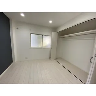 JS小山町【1階】の居間