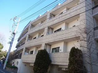レジデンス代々木公園【4階】の外観