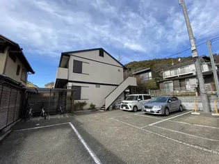 ハイツ神山【1階】の外観