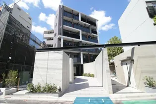 東京都新宿区中落合1【マンション】の外観