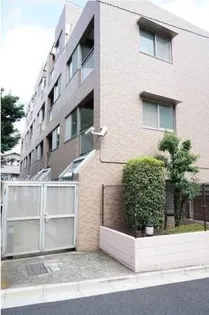 ディアレンス西麻布【2階】の外観