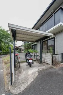 ハイネス山の寺【2階】の外観