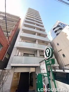 東京都港区三田3【マンション】の外観