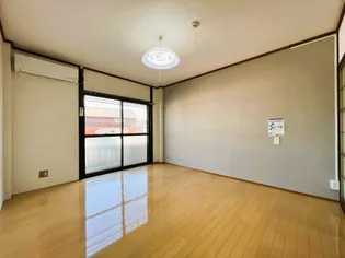 サンモアハイム【2階】の居間