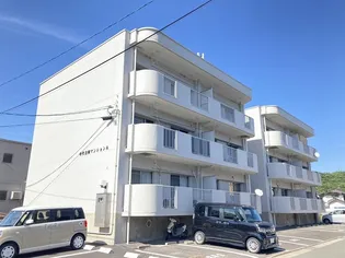 吉岡マンション【2階】の外観