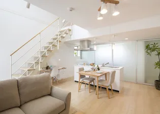 カトリエームの居間