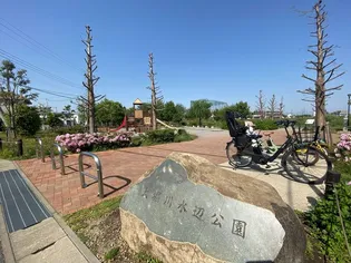 カトリエームの周辺