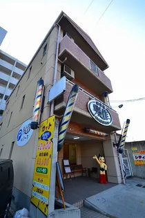 アベニュー蔦本【3階】の外観