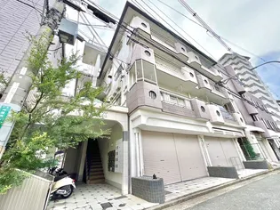 南秀苑【2階】の外観